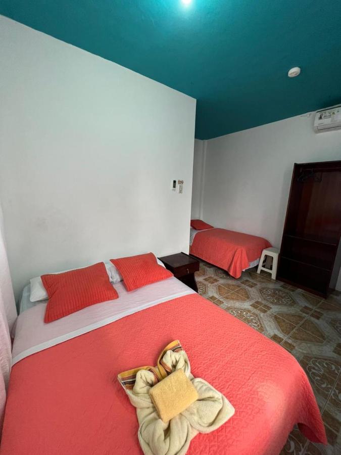 Hostal Brisas Del Mar Puerto Villamil Exterior foto